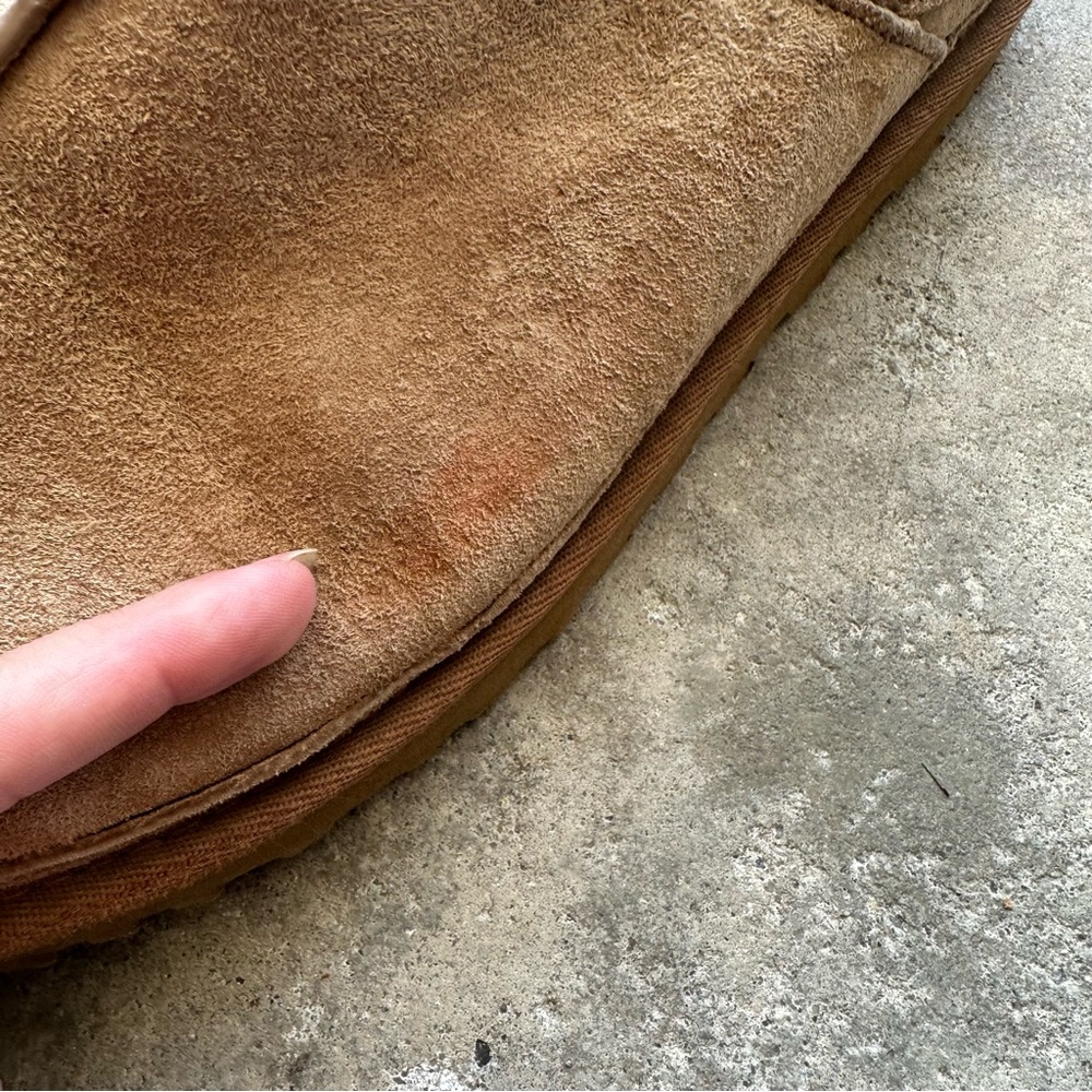 UGG Neuman slip on leather slippers chestnut men’s 11 - Picture 6 of 8